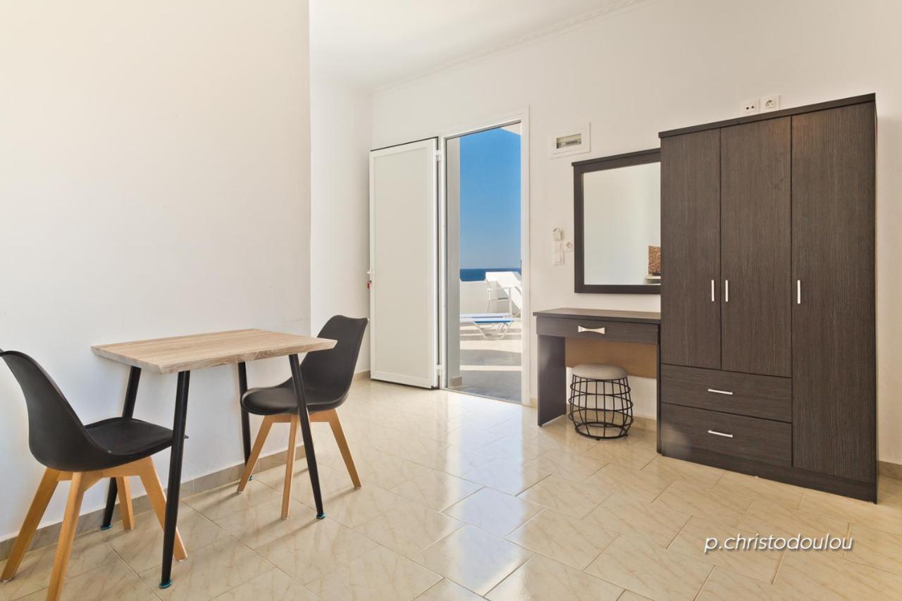 Albatros Studios & Apartments Lefkos  Esterno foto